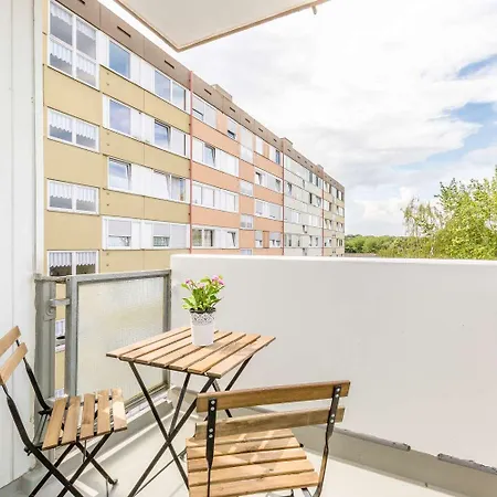 Apartment Fully Equipped With Balcony *