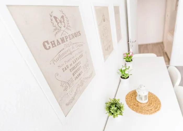 Fully Equipped With Balcony Apartmán